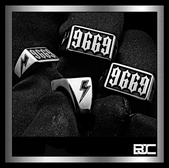 Biker MC Rectangle Top Signet Ring 10 Pieces In Stainless Steel