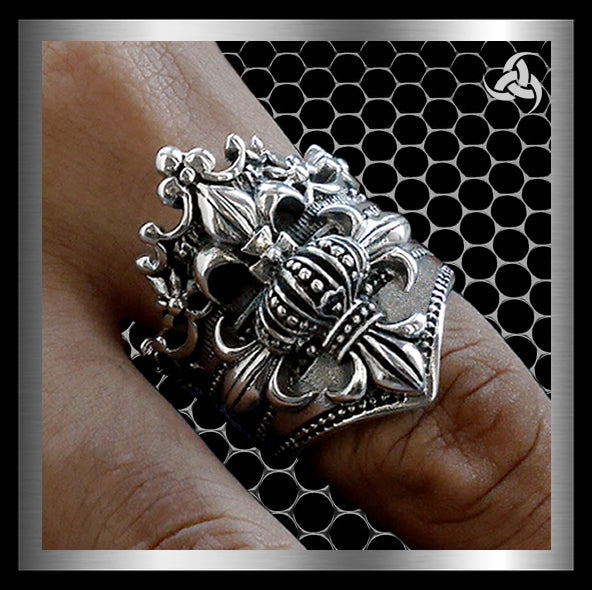 Sterling Silver Mens Royalty Crown Biker Ring
